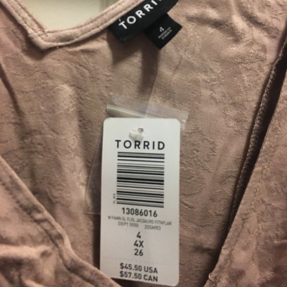 TAUPE JACQUARD BUTTON FRONT PEPLUM TANK - Picture 5 of 7